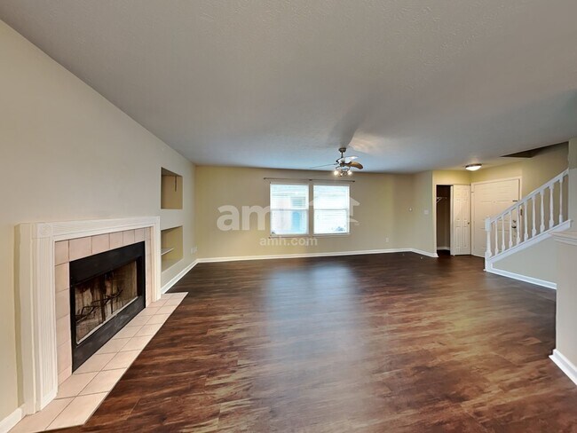 Building Photo - 551 Grabill Dr