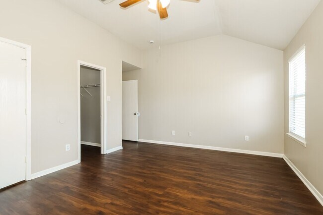 Building Photo - 16207 Imperial Forest Ln
