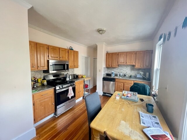 Building Photo - 45 Iffley Rd