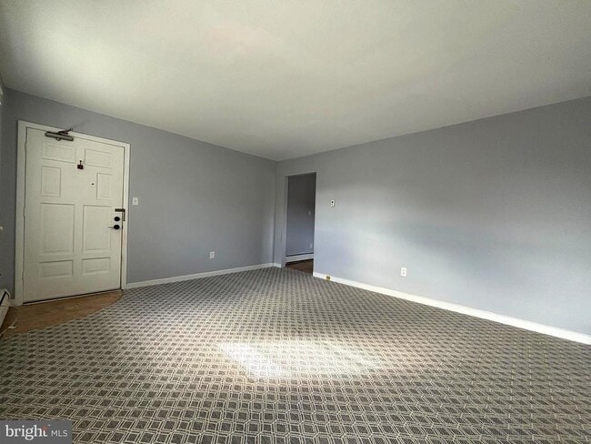 Building Photo - 43 S Main St