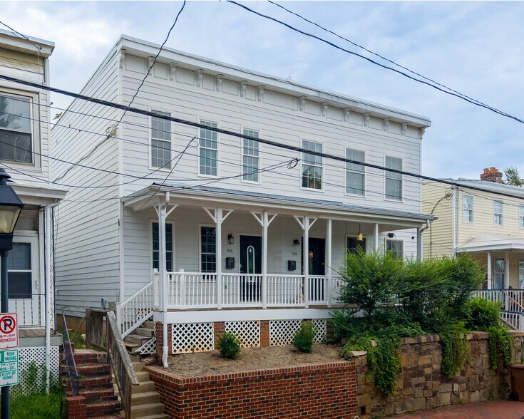 Building Photo - 1306 W Clay St