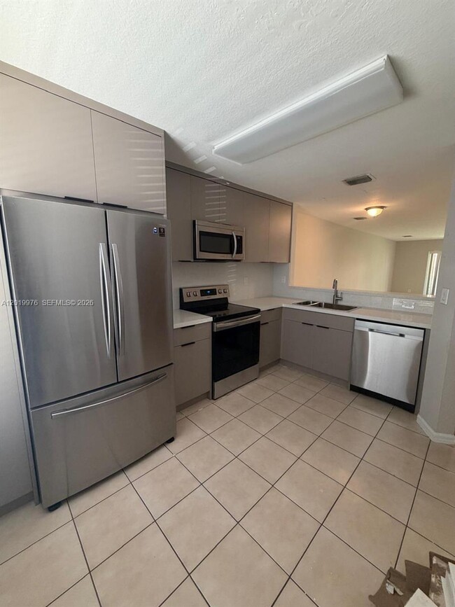 Building Photo - 3023 SW 129th Terrace