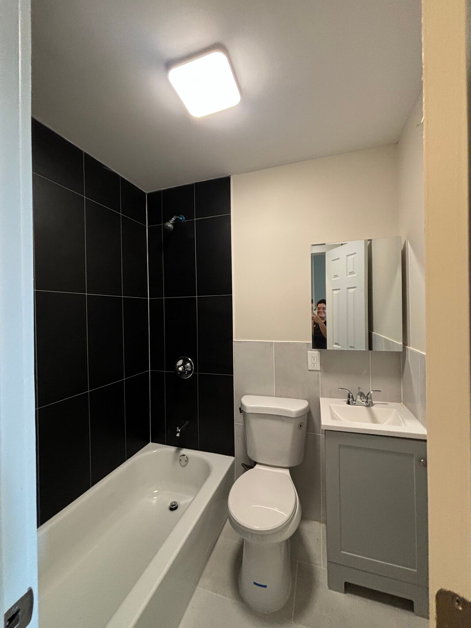 15 Goldsmith Ave 50 - 14 Goldsmith Ave