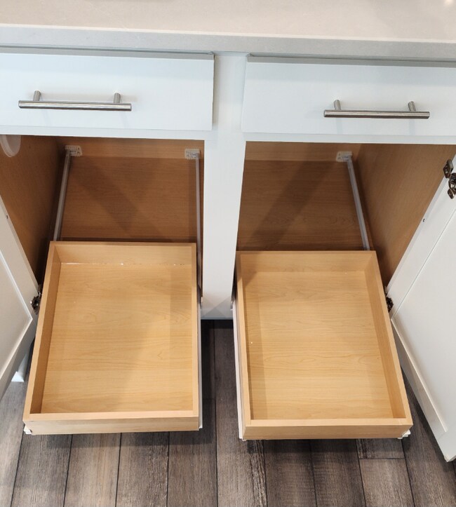 Building Photo - 1520 Foal Run Trl