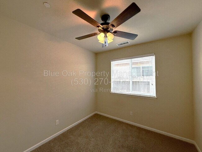 Building Photo - 134 Degarmo Dr