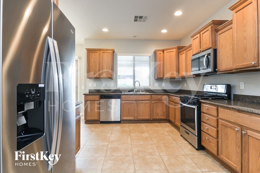 Building Photo - 3957 Vulcan St