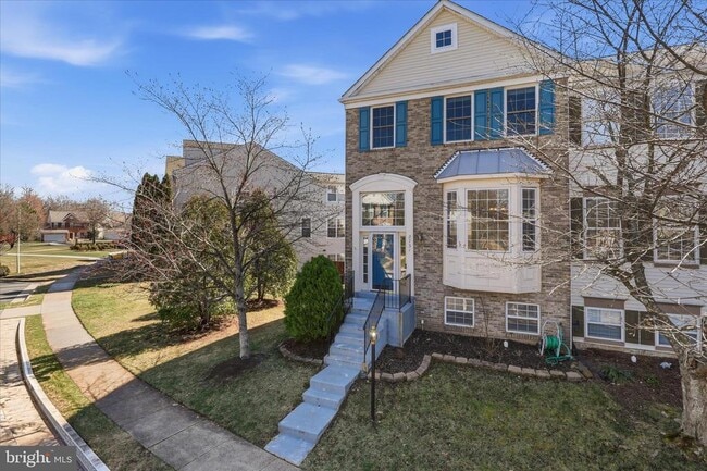 Building Photo - 8731 Farnham Way