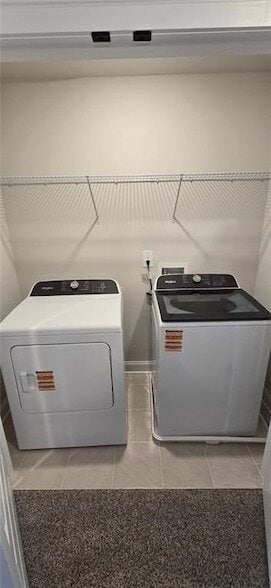 Building Photo - 400 Elise Wy