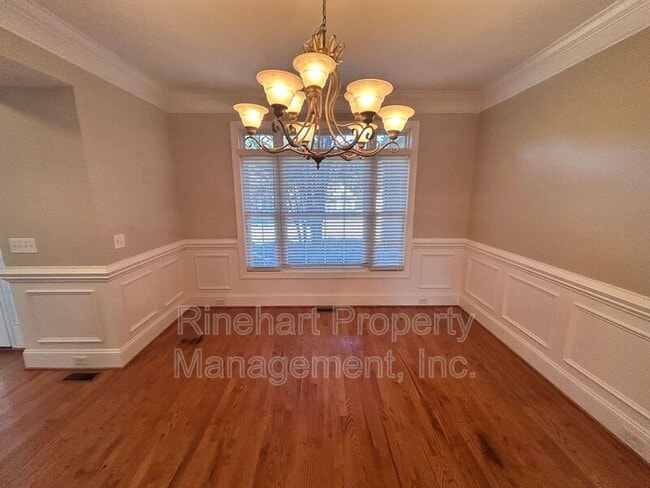 Building Photo - 1212 Auburndale Ln