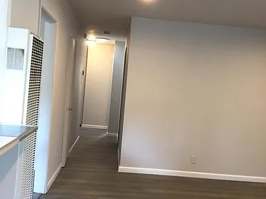 Building Photo - 427 Mignot Ln