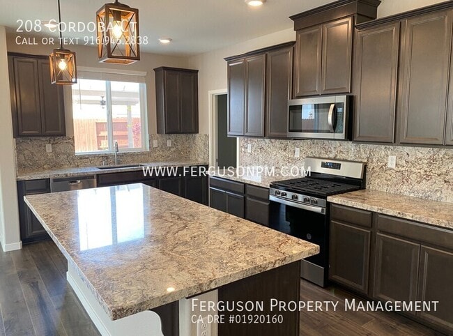 Building Photo - 208 Cordoba Ct