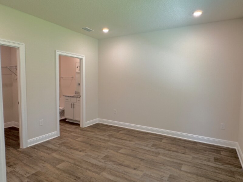 Building Photo - 13776 Shea Cir