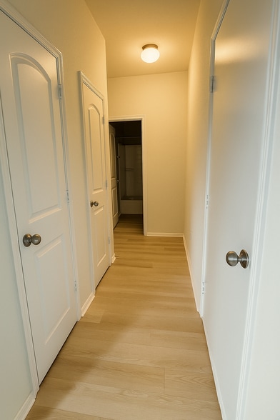 Building Photo - 2060 Cliffbrake Way