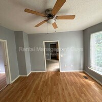 Building Photo - 2314 N Sheridan Ave