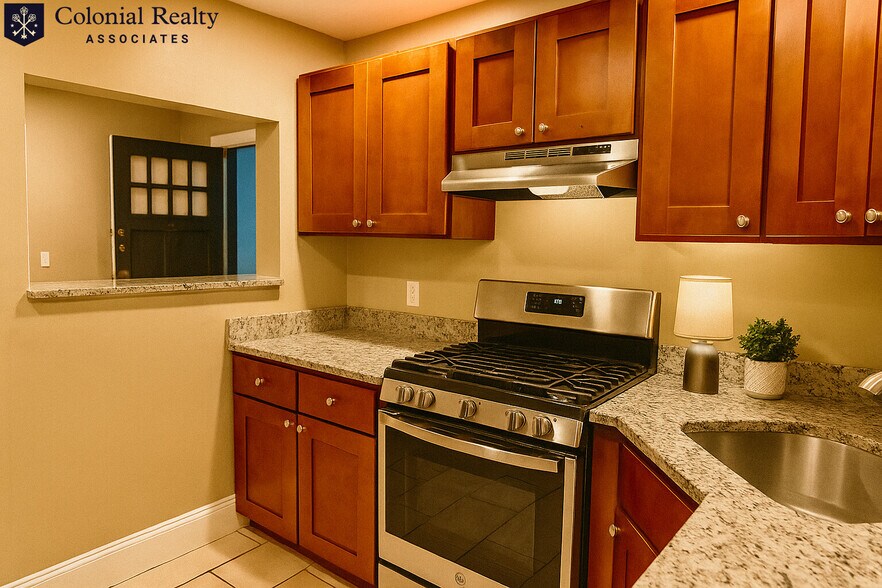 Building Photo - 72 Egmont St