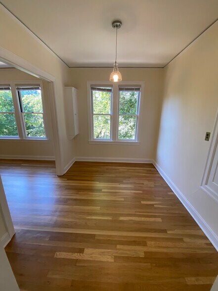 Breakfast nook/dining area - 1329 Northeast Hancock Street