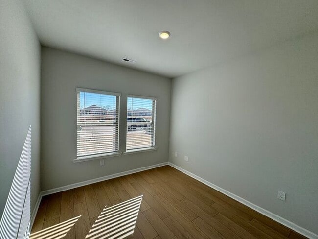 Building Photo - MOVE IN SPECIAL-NEW CONSTRUCTION-FENCED YARD