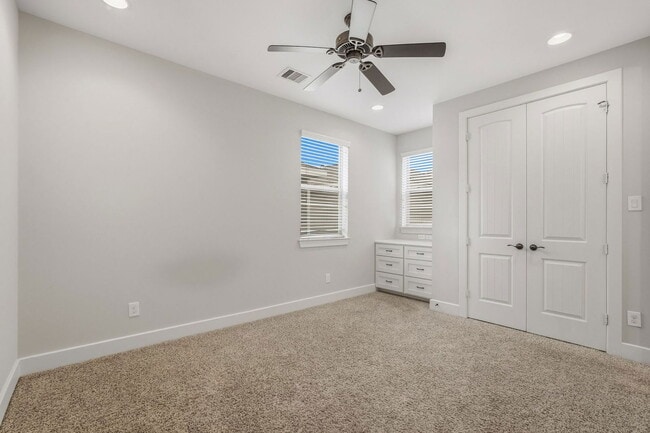 Building Photo - 2441 Charleston St