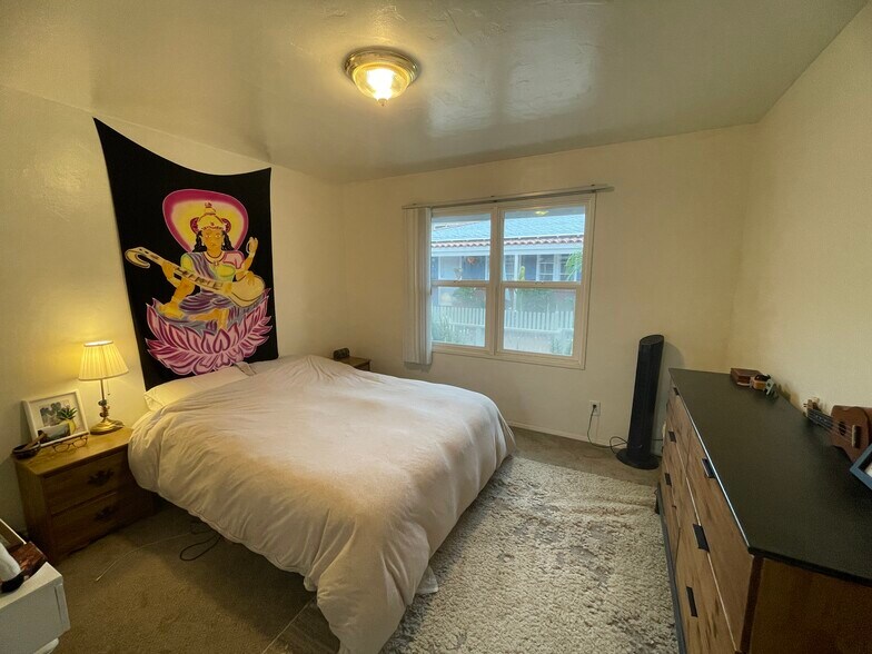 Building Photo - 4982 Cape May Ave