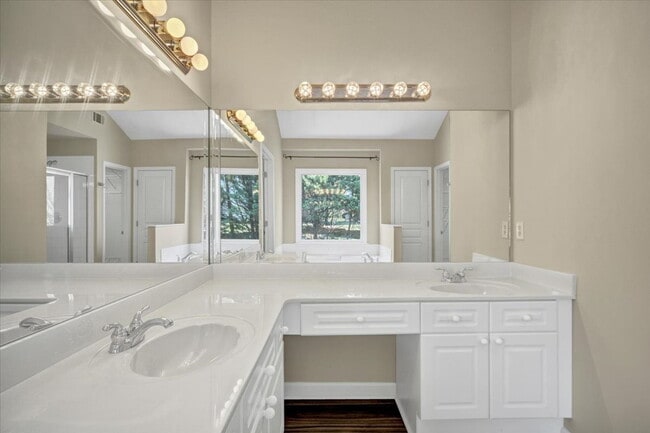 Building Photo - Move into this home and share in its appreciation with Acre.  See more at www dot acrehomes dot com