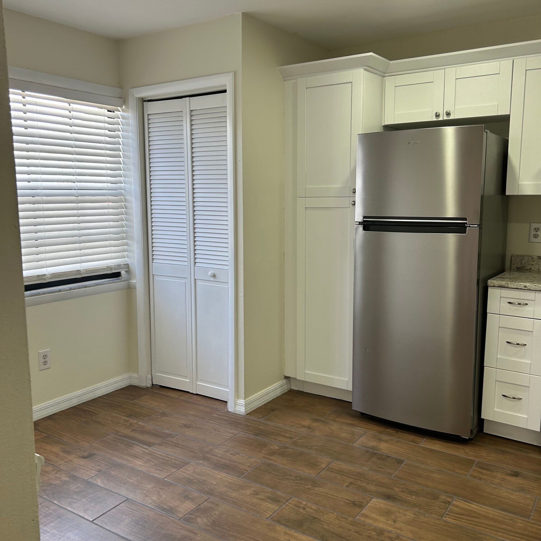 Building Photo - 12702 Raeburn Way