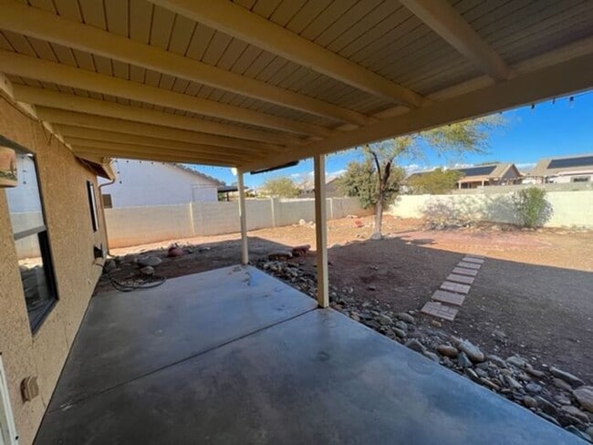 Building Photo - 8057 S Carbury Way