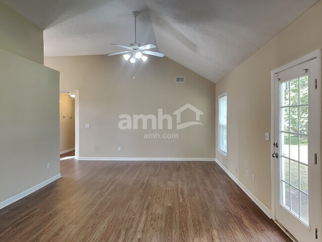 Building Photo - 2517 Kanlow Dr