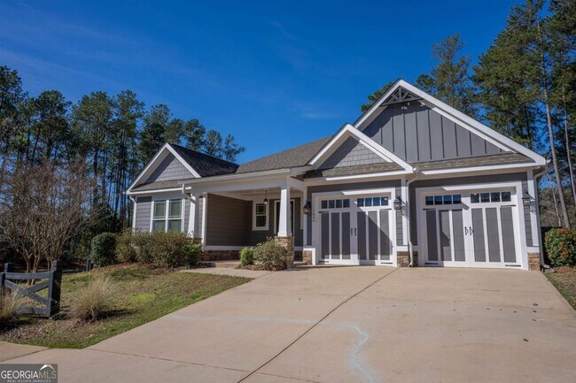 Building Photo - 1000 McInteer Cir