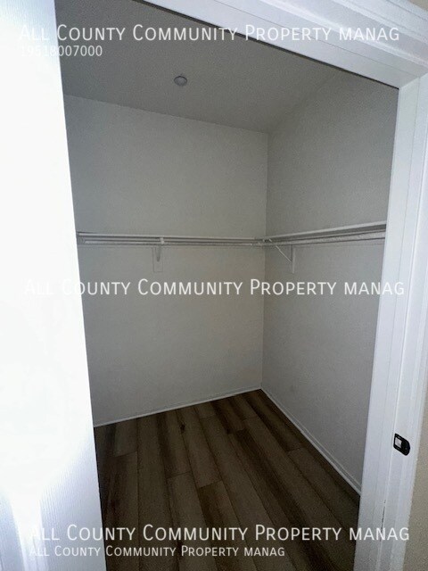 Building Photo - 41410 Juniper St