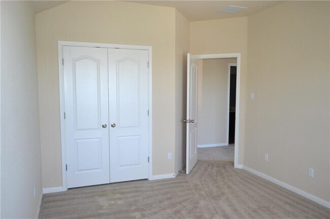 Building Photo - 1810 Hidden Springs Path