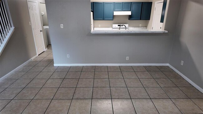 Building Photo - 3032 La Estancia Ln