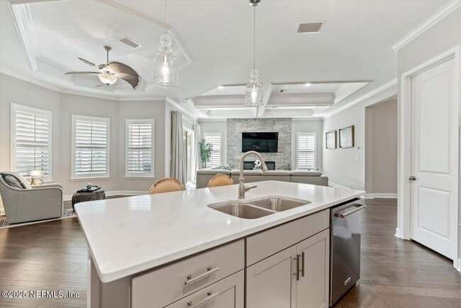 Building Photo - 37 Autumn Knoll Ct