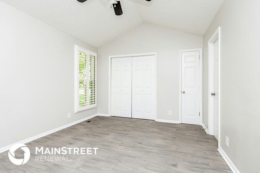 Building Photo - 230 Sunny Acre Dr