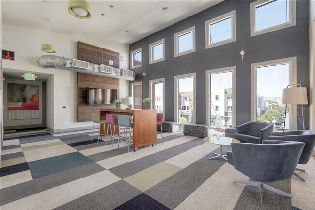 Building Photo - 890 White Moonstone Loop