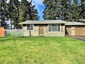 Building Photo - 17404 8th Ave Ct E