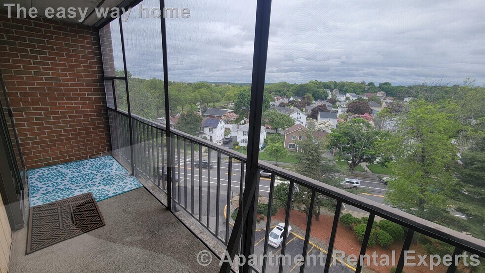 Building Photo - 235 Winthrop St