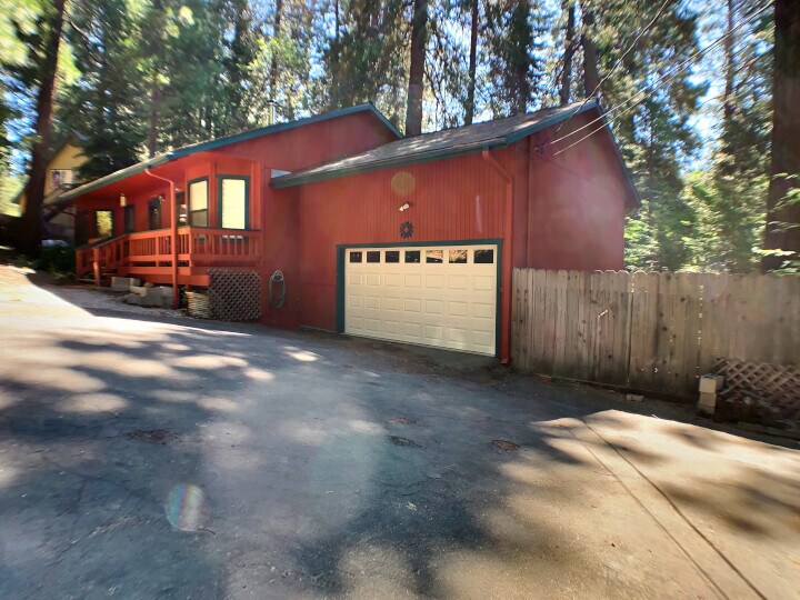 Building Photo - 6210 Kokanee Ln