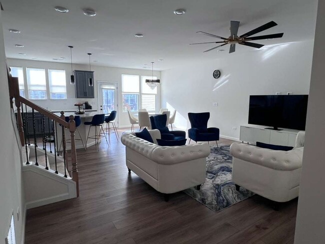 Building Photo - 24453 W Kroll Dr