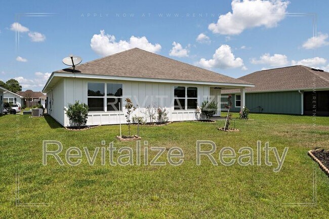 Building Photo - 22360 Aleutian Ave