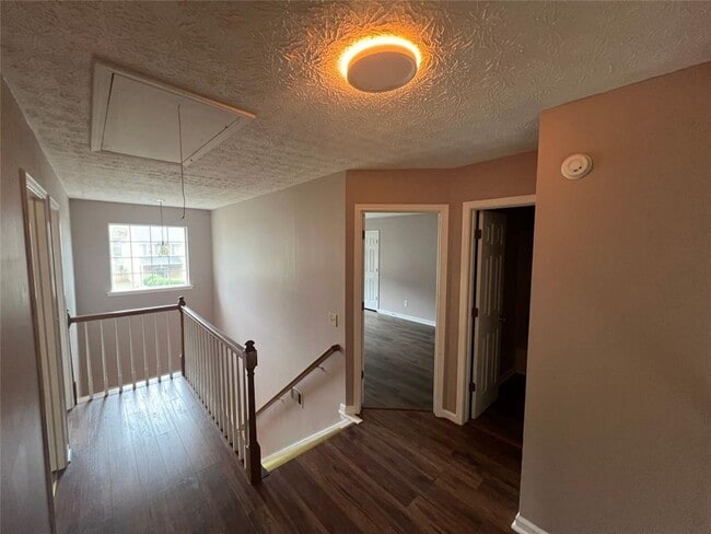 Building Photo - 815 Ahearn Ct