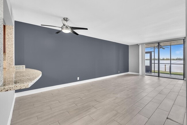 Building Photo - 109 Lake Emerald Dr