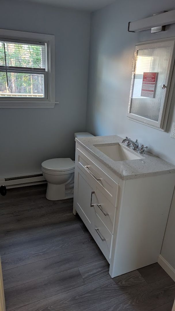 Building Photo - ***Please Respond Directly to the Online Listing, Calls May Not Be Returned***