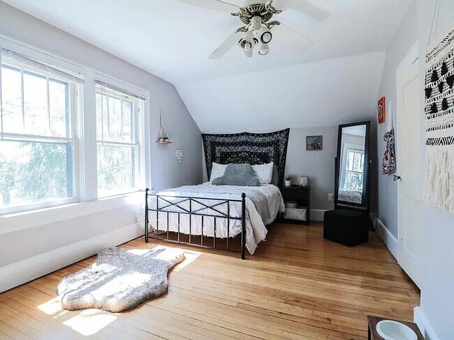 Building Photo - 3342 Yellow Sulphur Rd