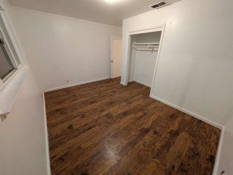 Building Photo - 5551 79th St