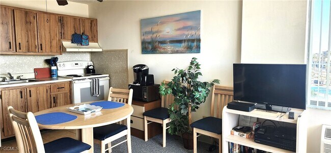 Building Photo - 7360 Estero Blvd