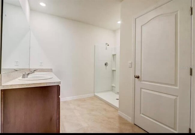 Building Photo - 292 Sofia Ln