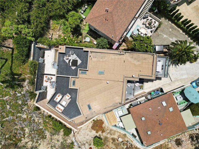 Building Photo - 346 Y Pl