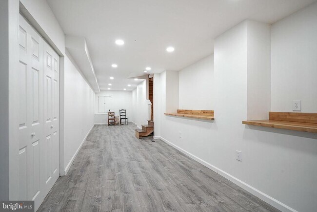 Building Photo - 1525 N 27th St