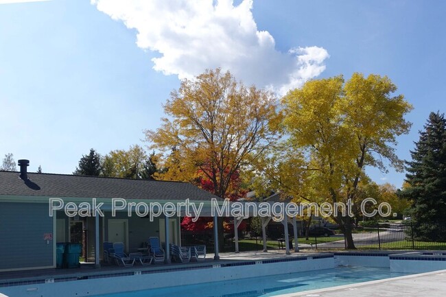 Building Photo - 4255 Westshore Way