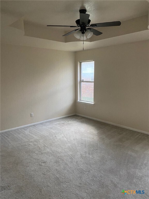 Building Photo - 211 Sims Ridge Dr